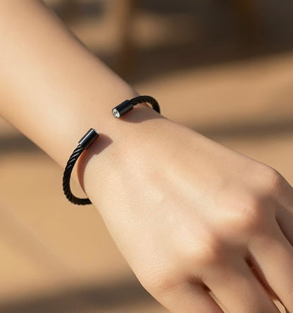 BG002B B.Tiff Classic Cable Black Bangle Bracelet