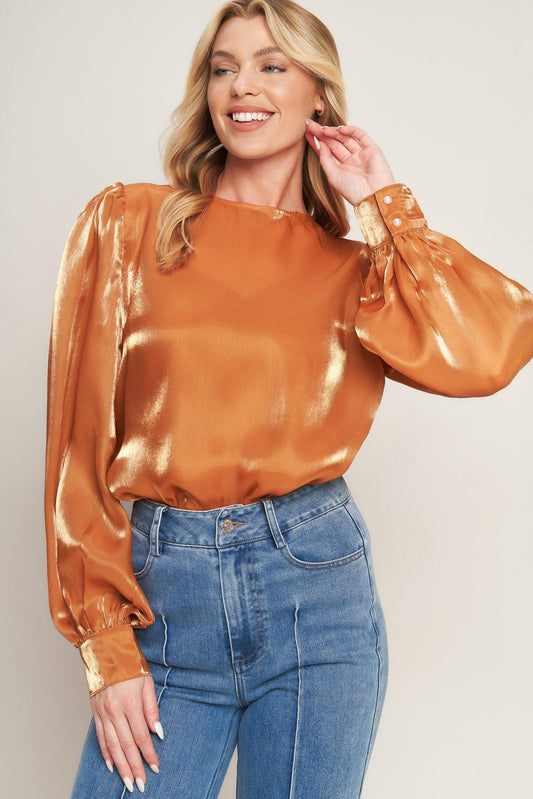 Outing light woven top