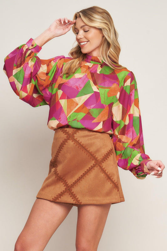Looking ahead woven top